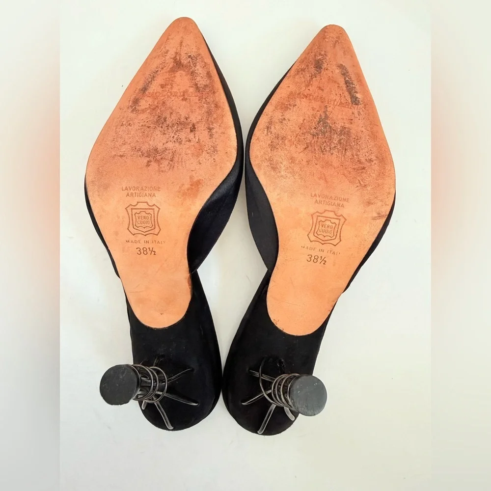 Vintage Manolo Blahnik Black Satin Mule Pumps Sculptural Spiral Metal Heel 38.5